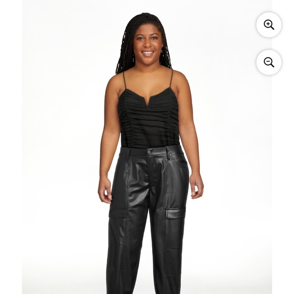 Madden NYC Juniors Faux Leather Jogger Pants Black Buttery Soft Cargo Size M - Picture 4 of 11